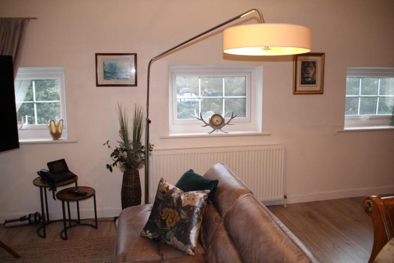 House 1905 - Self Catering Serviced Apartment Tidworth Luaran gambar