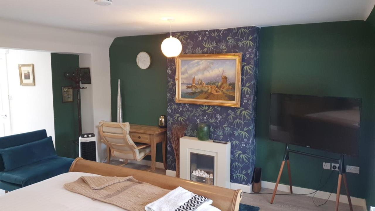 House 1905 - Self Catering Serviced Apartment Tidworth Luaran gambar