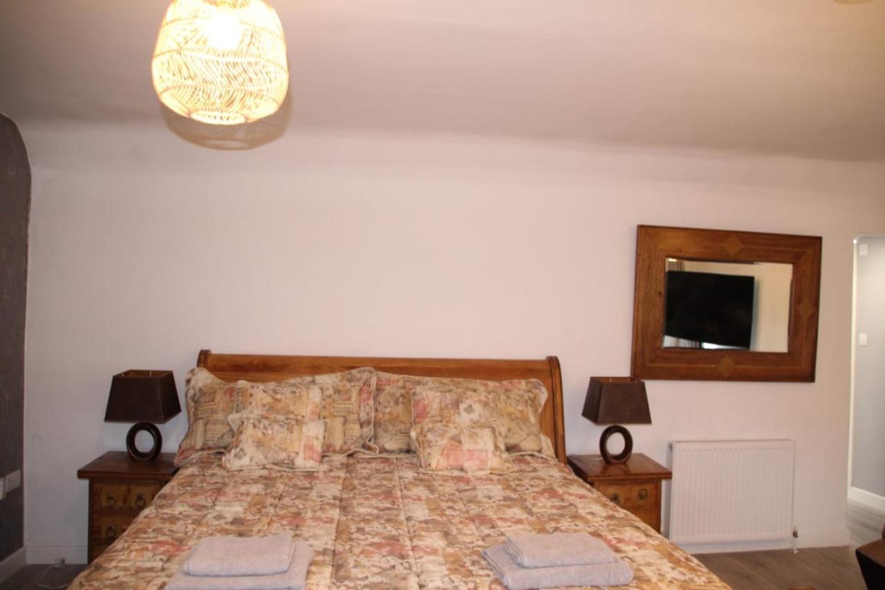 House 1905 - Self Catering Serviced Apartment Tidworth Luaran gambar