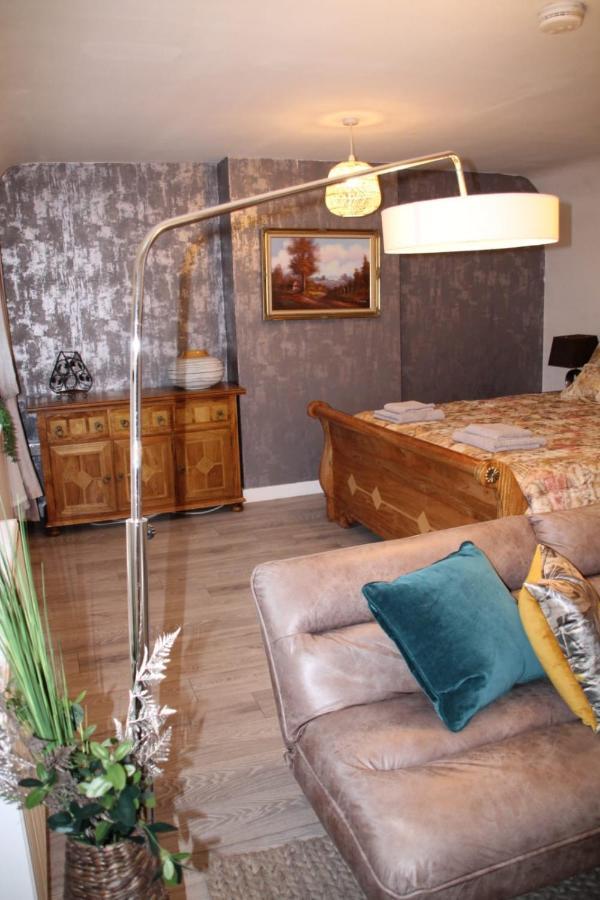 House 1905 - Self Catering Serviced Apartment Tidworth Luaran gambar