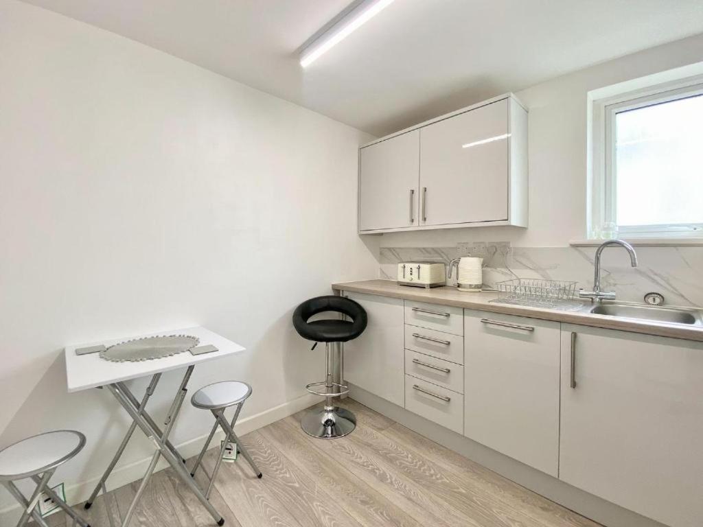 House 1905 - Self Catering Serviced Apartment Tidworth Luaran gambar