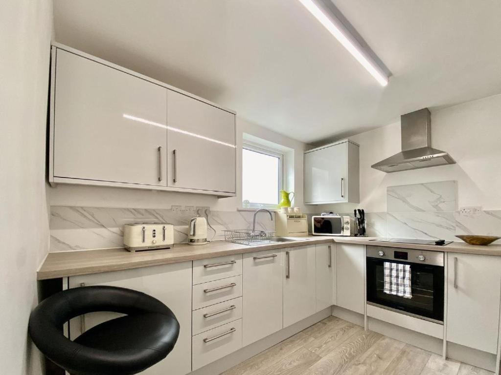 House 1905 - Self Catering Serviced Apartment Tidworth Luaran gambar