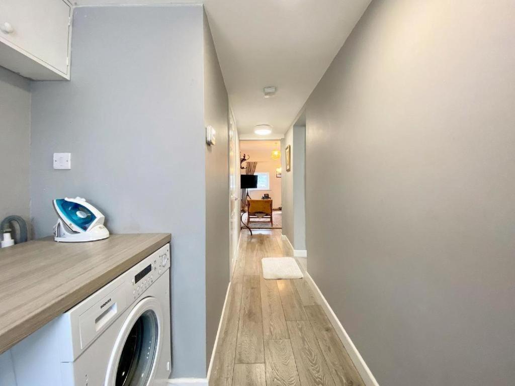 House 1905 - Self Catering Serviced Apartment Tidworth Luaran gambar