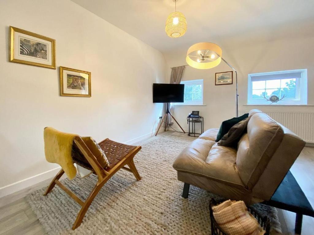 House 1905 - Self Catering Serviced Apartment Tidworth Luaran gambar